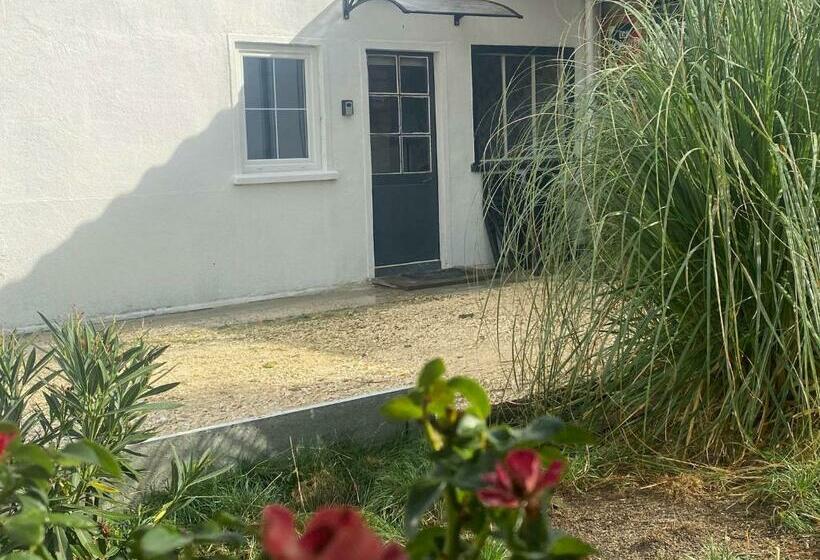 Petite Maison, Quartier Calme