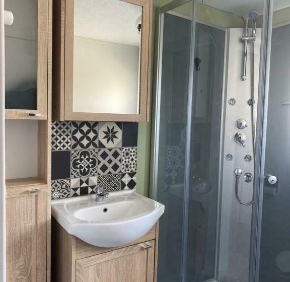 Petite Maison, Quartier Calme