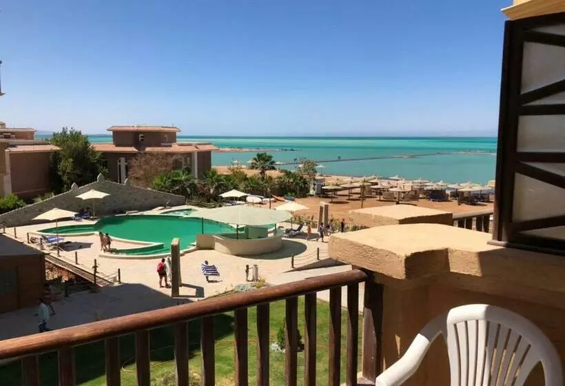 Turtles Beach Resort