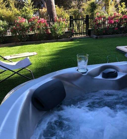 Giens, Superb High End Apartment With Jacuzzi