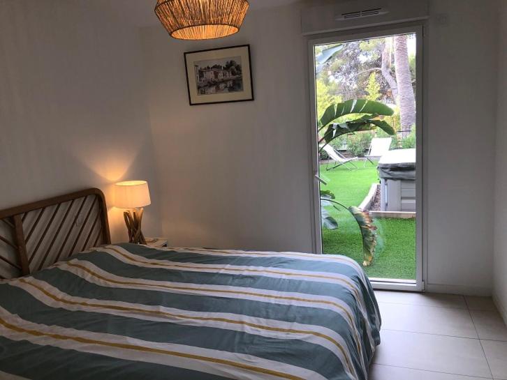 Giens, Superb High End Apartment With Jacuzzi