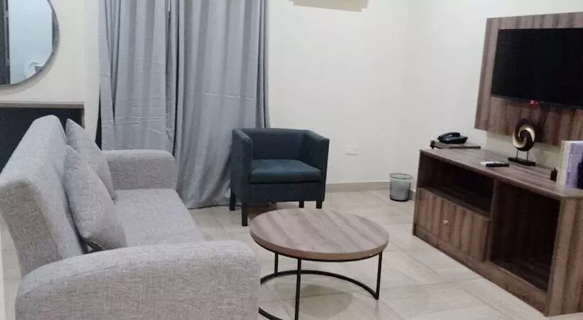 Bon Hotel Platinum