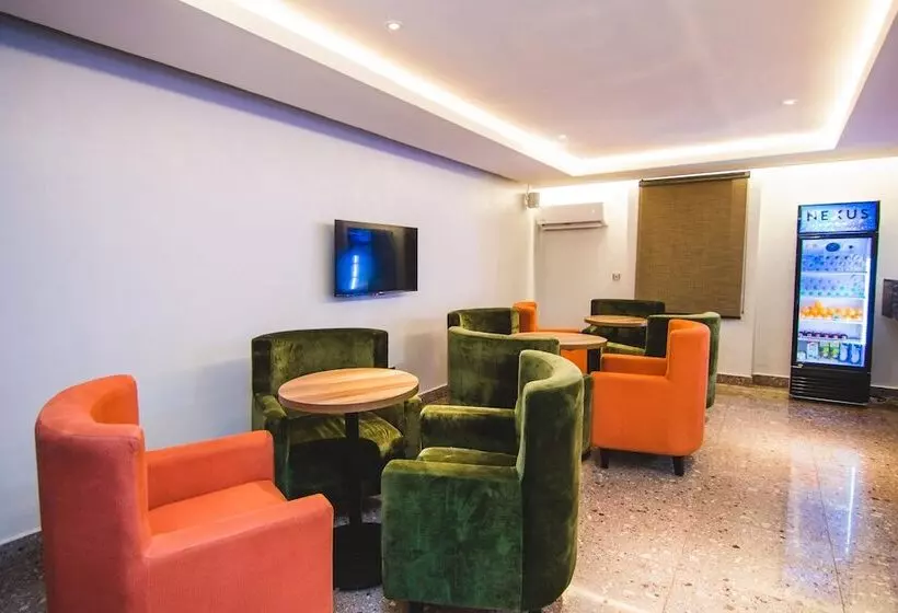 Bon Hotel Platinum