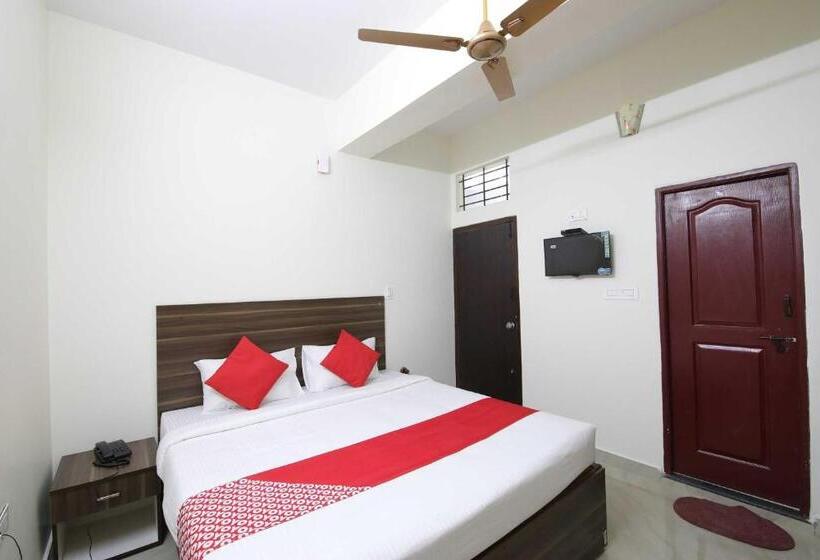 هتل Flagship 92914 Mathura Inn