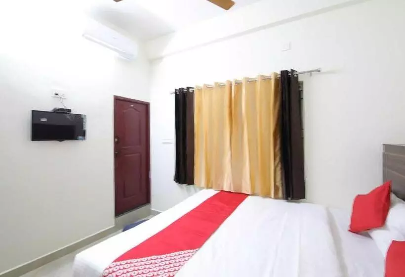 ホテル Flagship 92914 Mathura Inn