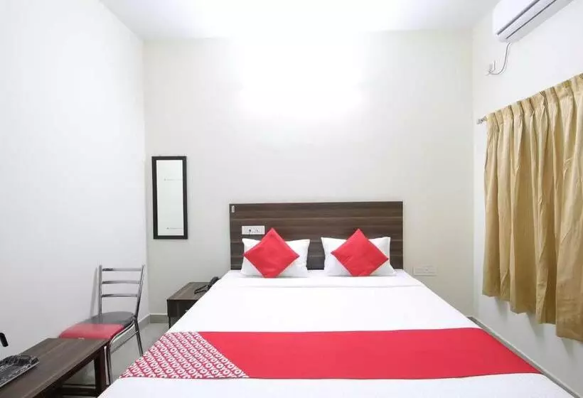 ホテル Flagship 92914 Mathura Inn