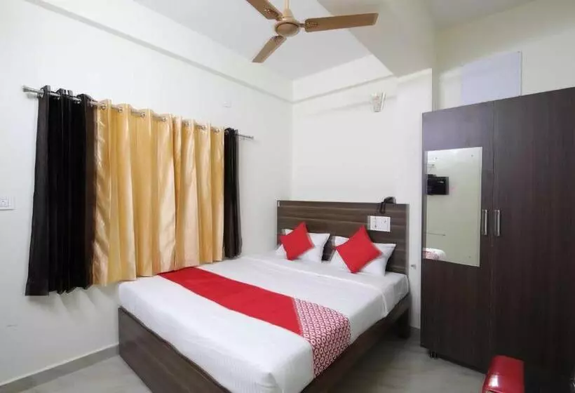 ホテル Flagship 92914 Mathura Inn