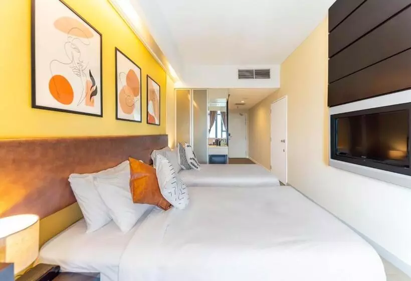 Hotelli Greystone Centrestage Pj