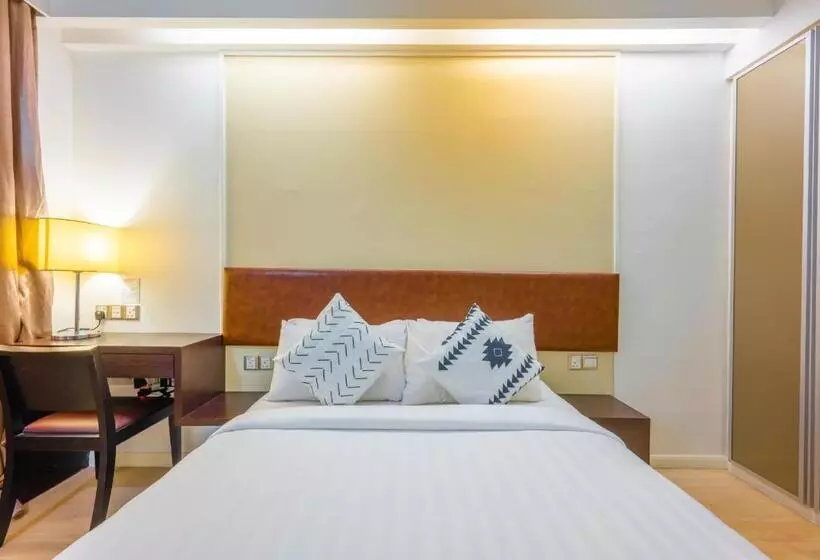 Hotelli Greystone Centrestage Pj