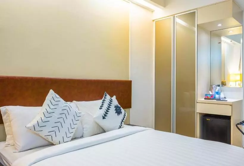Hotelli Greystone Centrestage Pj