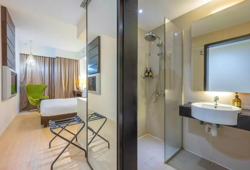 Hotelli Greystone Centrestage Pj