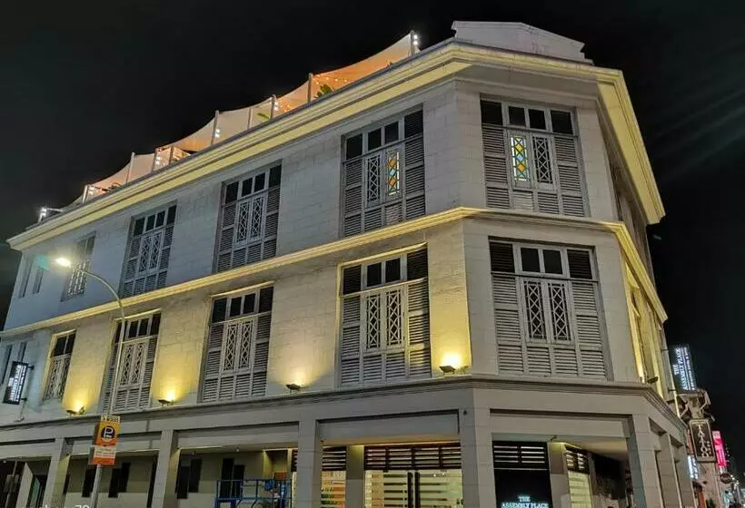 هتل The Assembly Place, A Co Living At Mayo