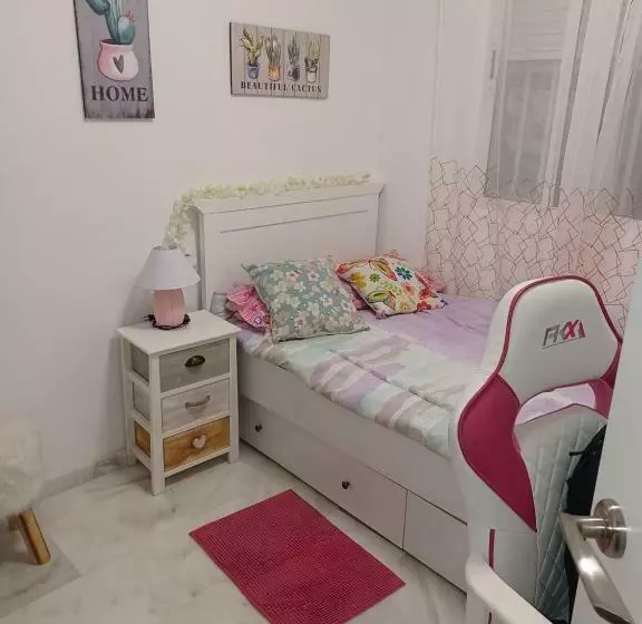 Apartament Cu 3 Camere In Roquetas De Mar