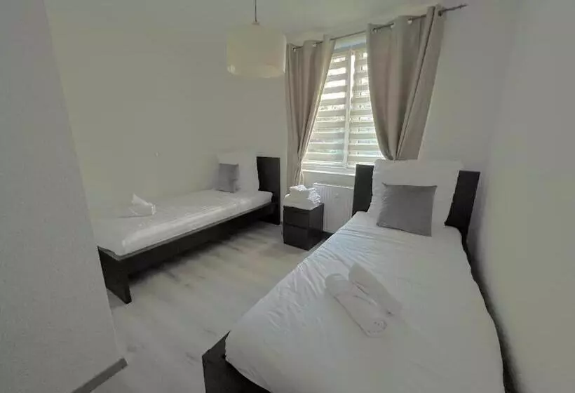 Dreamhopp28   Idyllische Lage Und Wohnung Mit Ebk, Terrasse Etc