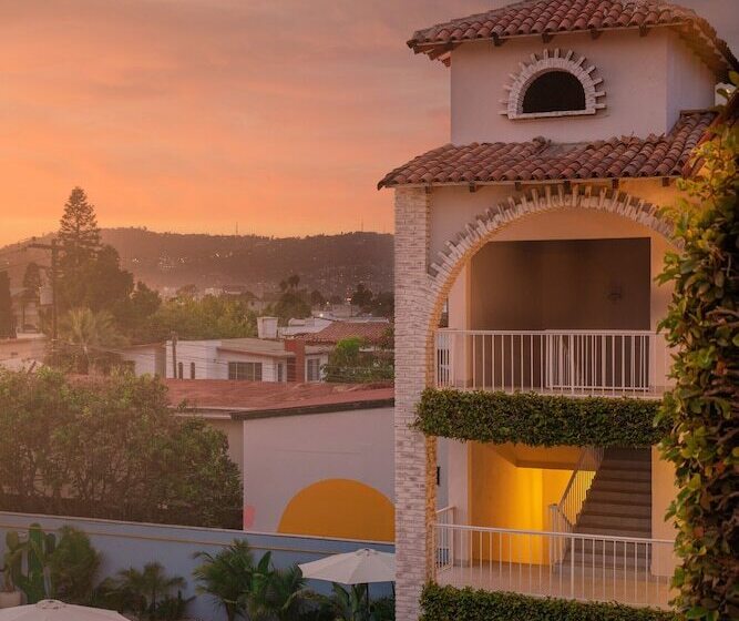 酒店 Beach House By Eazy