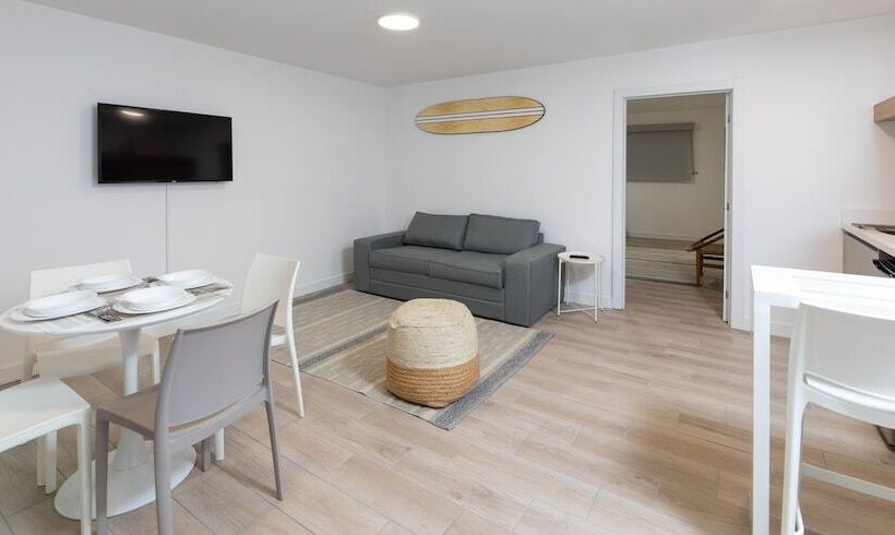 酒店 Beach House By Eazy