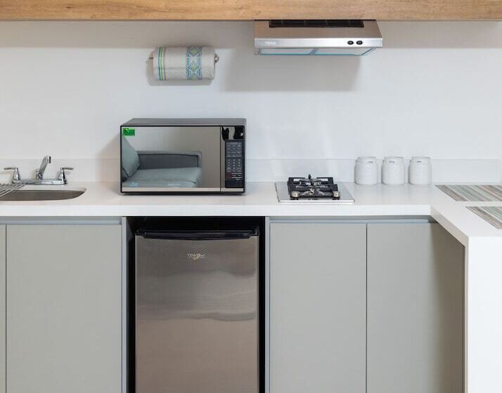 酒店 Beach House By Eazy