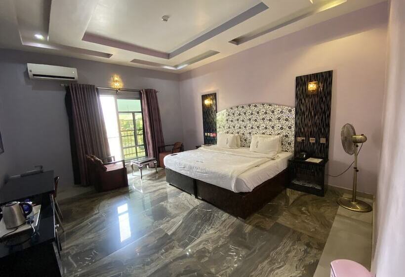 هتل Haven Suites, New Owerri