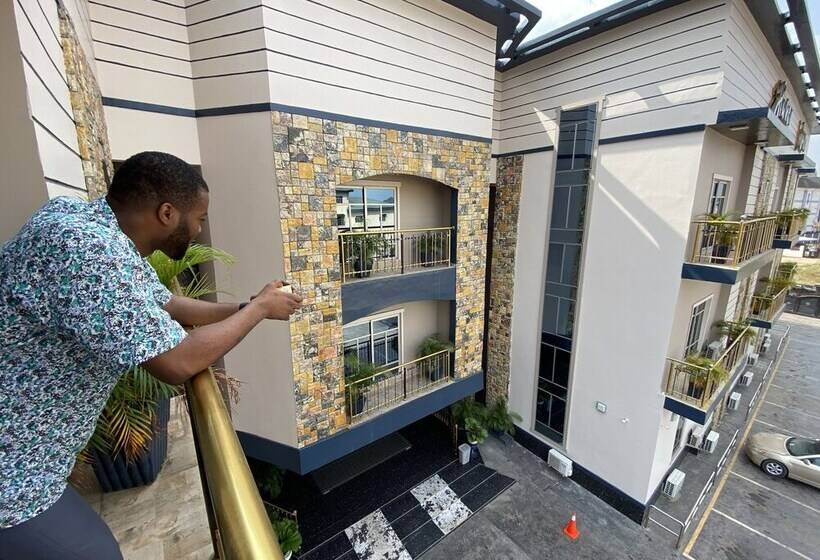 هتل Haven Suites, New Owerri