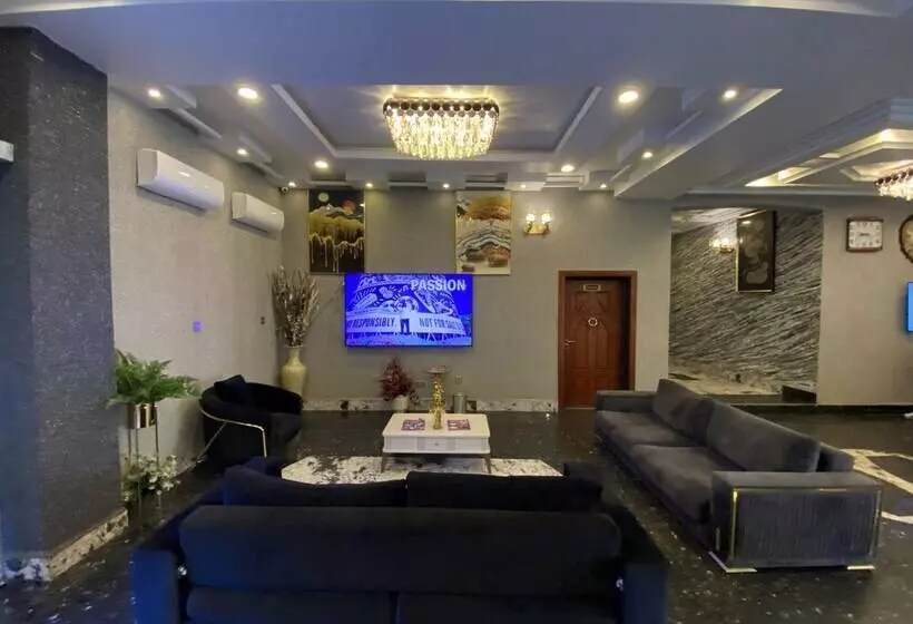 هتل Haven Suites, New Owerri