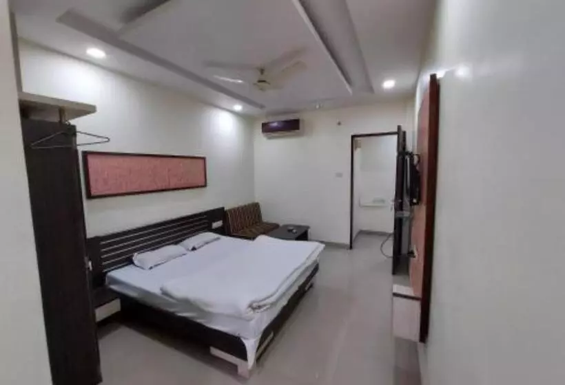 Hotelli Prince Palace