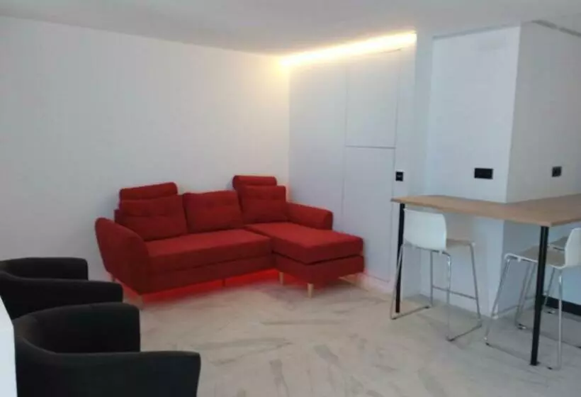 Luxe Appartement Met Home Cinema