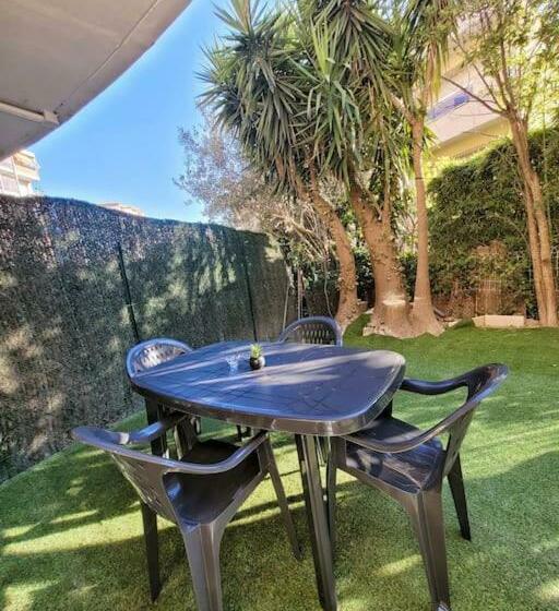 Parking Privé + Jardin + Clim Proche Plage & Resto