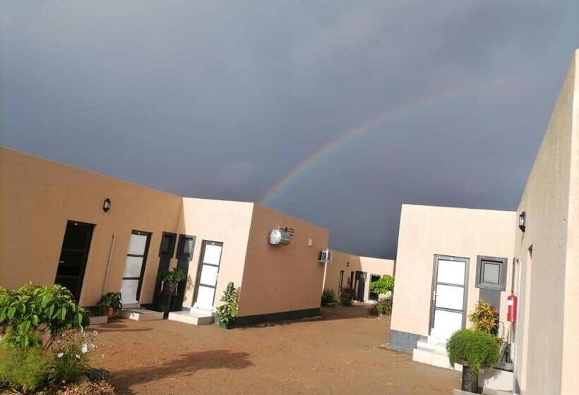 پانسیون Royal Guesthouse