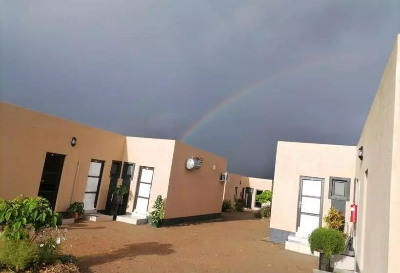 پانسیون Royal Guesthouse