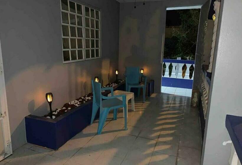 2b   Breezy 1 Bdrm By Crashboat Beach, Sleeps 3