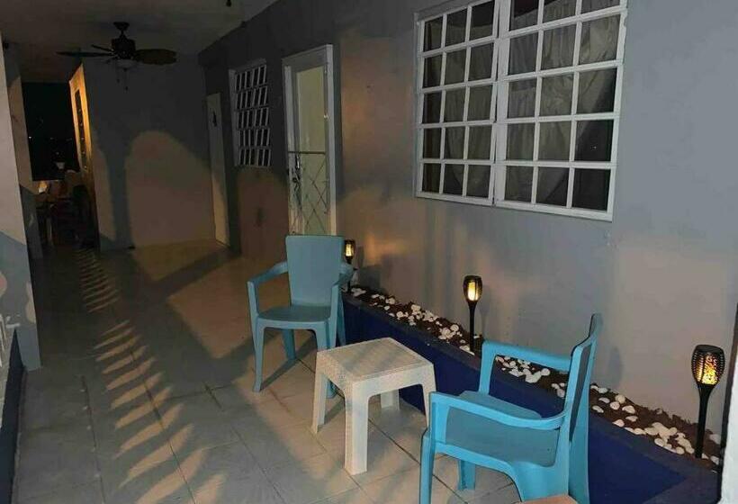 2b   Breezy 1 Bdrm By Crashboat Beach, Sleeps 3