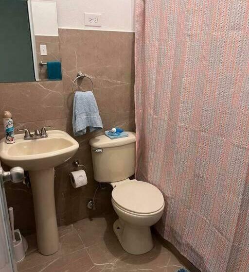 2b   Breezy 1 Bdrm By Crashboat Beach, Sleeps 3