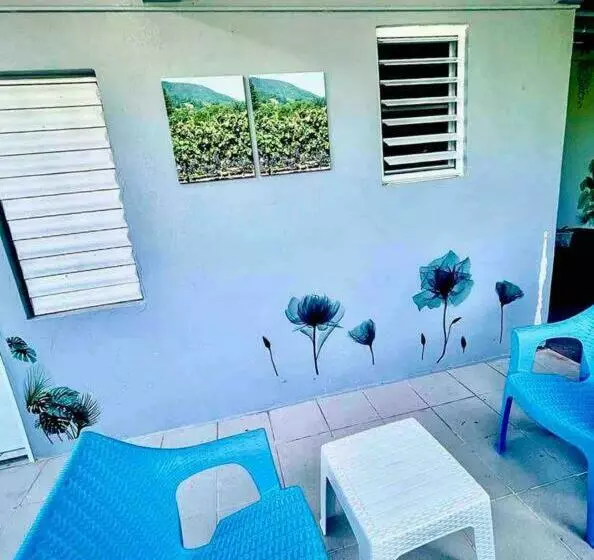 2b Breezy 1 Bdrm By Crashboat Beach, Sleeps 3
