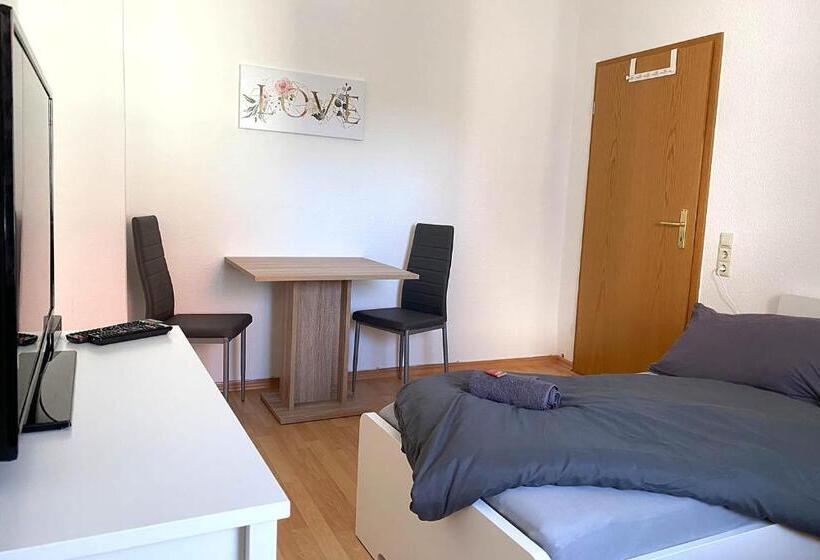 Cozy Apartments In Zwickau