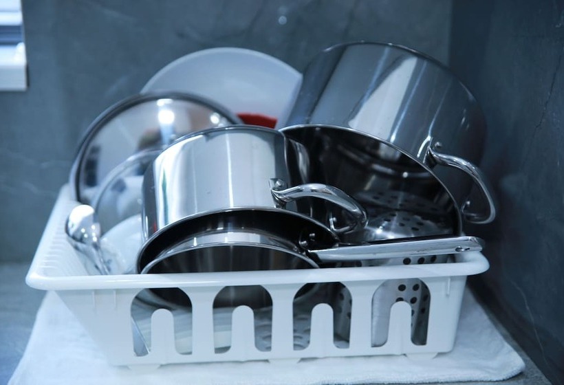 Stunning 2 Bed Apartment In Harrow