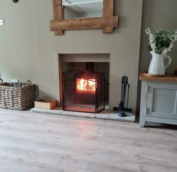 Susanna Cottage. 18 Century Miner S Cottage