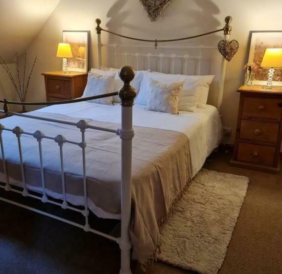 Susanna Cottage. 18 Century Miner S Cottage