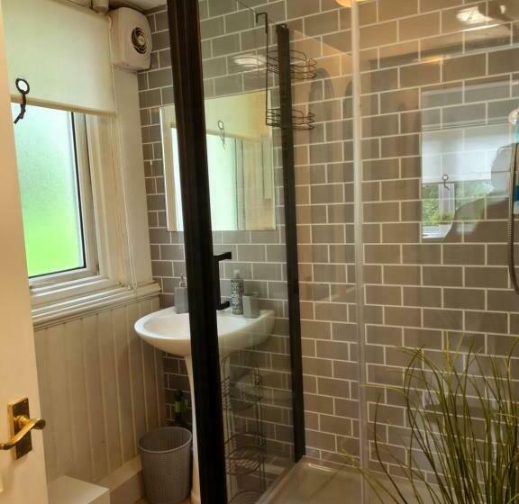 Susanna Cottage. 18 Century Miner S Cottage