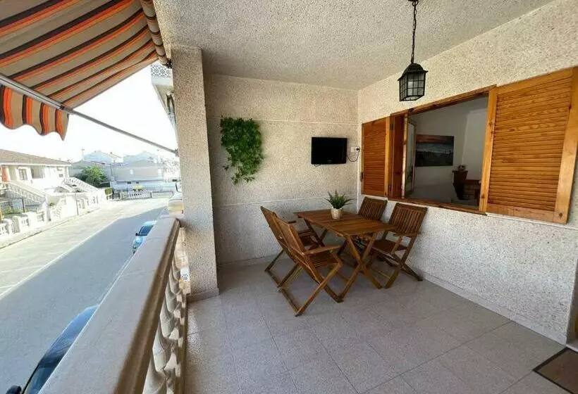 Acogedor Apartamento A Escasos Metros De La Playa