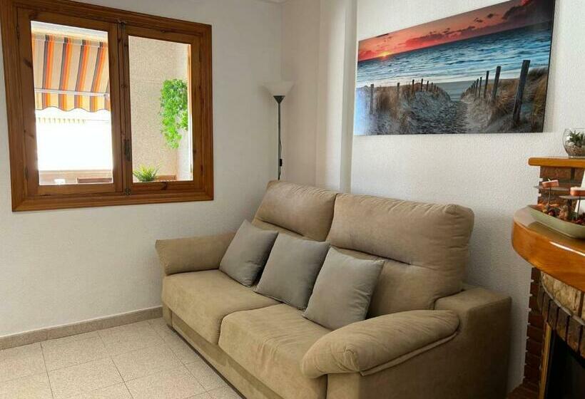 Acogedor Apartamento A Escasos Metros De La Playa