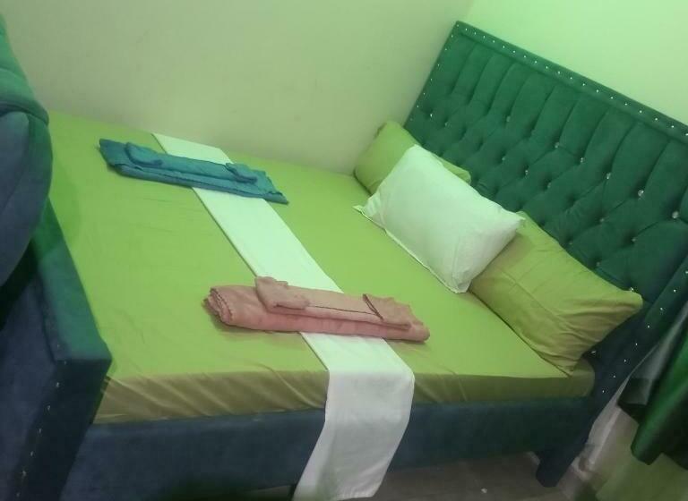 La Grande Cosy Studio Apartment