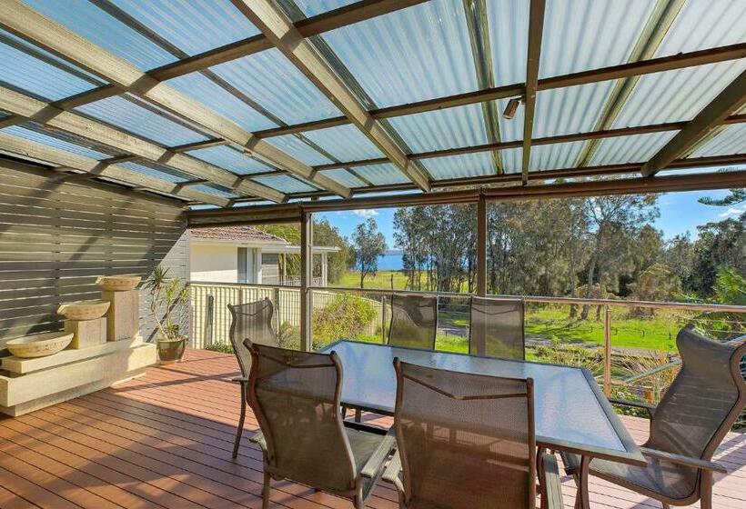 Lakeside Tranquillity