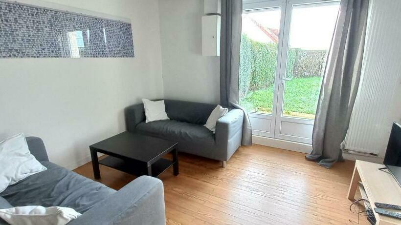 Maison Vue Sur Mer Depuis Falaise, Jacuzzi Dans Patio