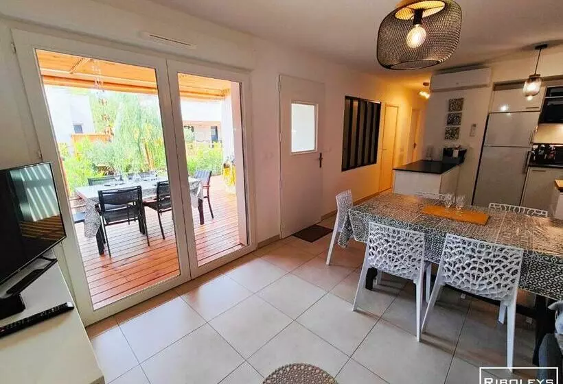 Villa T3 Climatisée En Résidence Avec Piscine