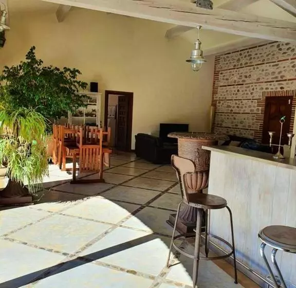 Villa Charmante A Saint Cyprien Avec Piscine Privee