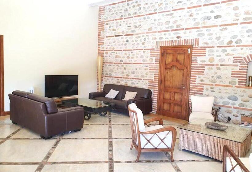 Villa Charmante A Saint Cyprien Avec Piscine Privee