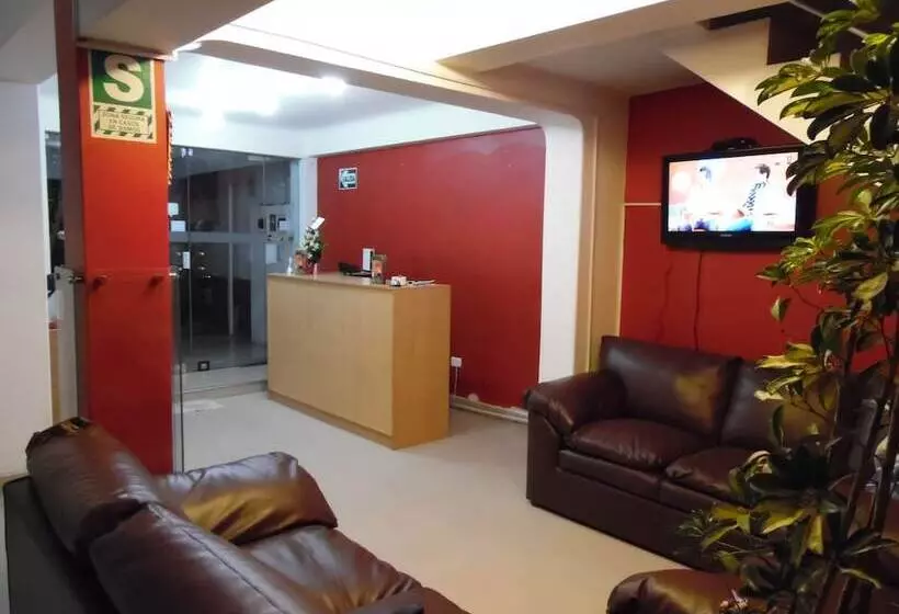 הוסטל Casa Mayu Hostal