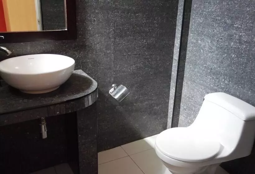 הוסטל Casa Mayu Hostal