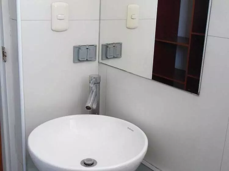 הוסטל Casa Mayu Hostal