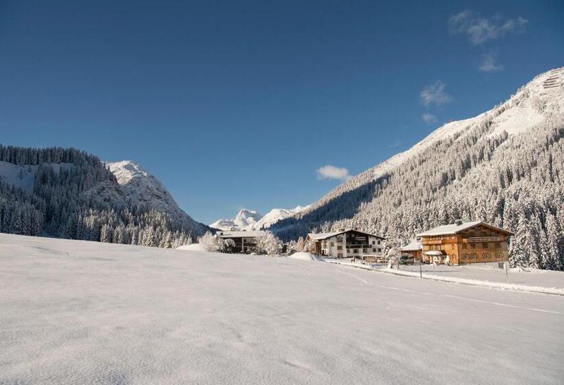 مبيت وإفطار Pension Daniel